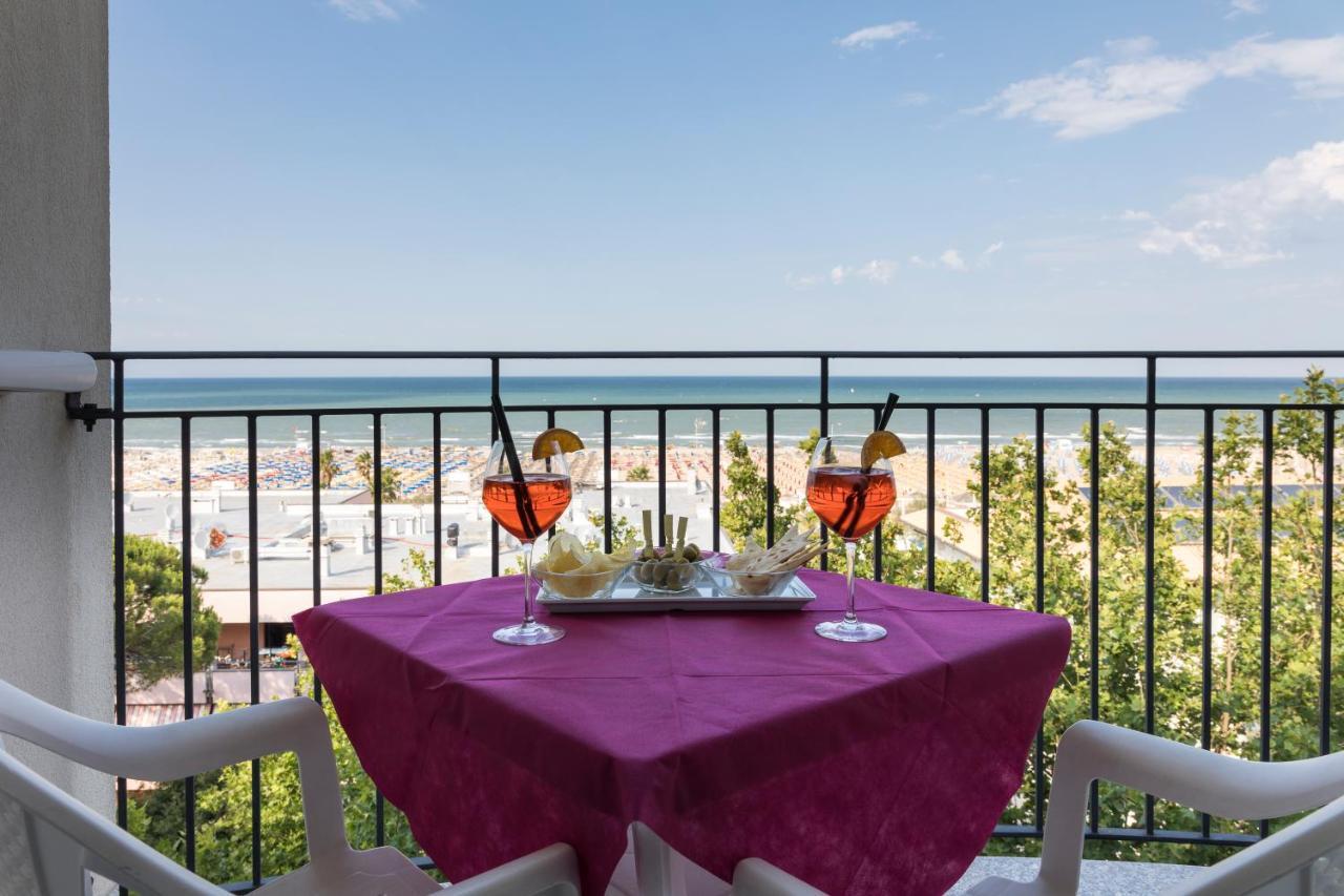 רימיני Residence Hotel Angeli מראה חיצוני תמונה
