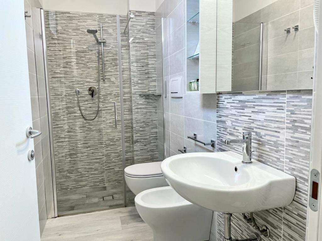 רימיני Residence Hotel Angeli מראה חיצוני תמונה